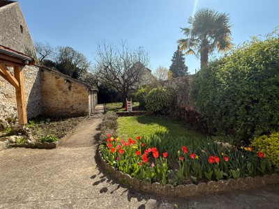 Maison Briarde Rurale - ROZAY EN BRIE Centre ville, commerces à pied - 136 m2 - VENDU