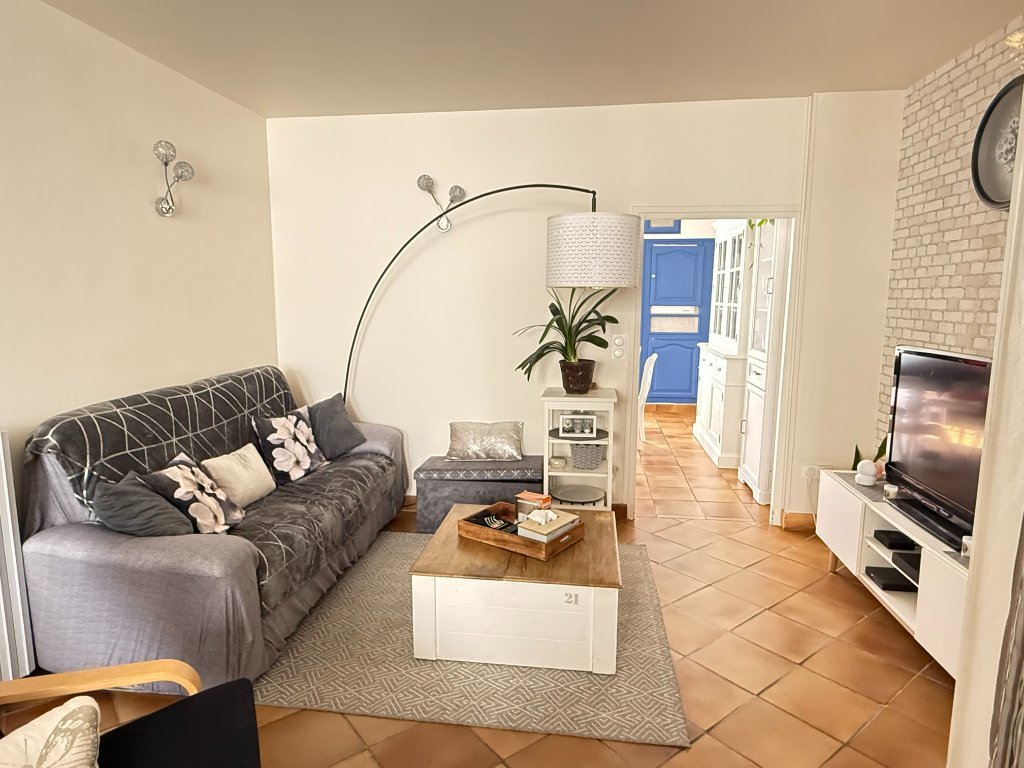 Maison Briarde Rurale - ROZAY EN BRIE Centre ville, commerces � pied - 136 m2 - VENDU