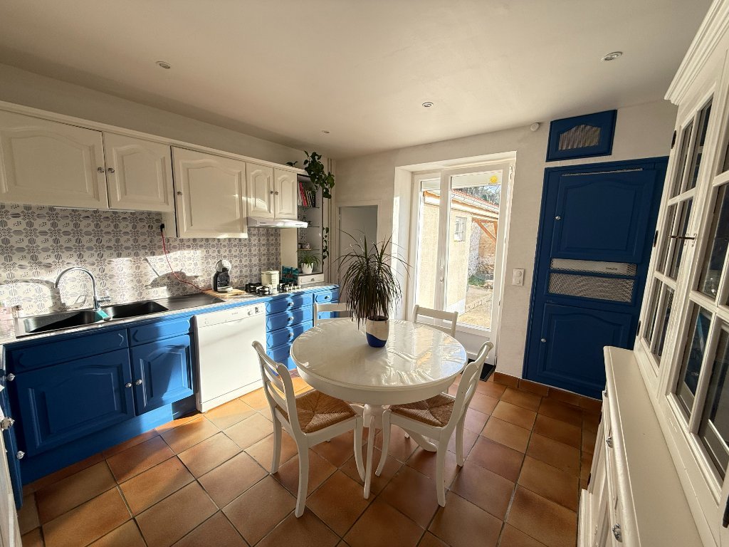 Maison Briarde Rurale - ROZAY EN BRIE Centre ville, commerces � pied - 136 m2 - VENDU