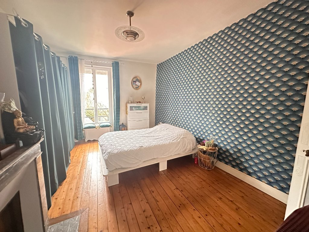 Maison Briarde Rurale - ROZAY EN BRIE Centre ville, commerces � pied - 136 m2 - VENDU