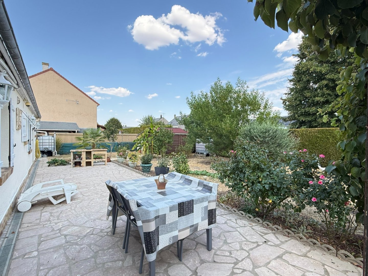 Maison traditionnelle A VENDRE - ROZAY EN BRIE quartier très calme - 110 m2 - 365 000 &euro;