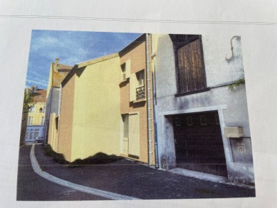 Garage ou Grange A VENDRE - ROZAY EN BRIE - 70 m2 - 72000€