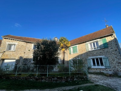 maison briarde A VENDRE - ROZAY EN BRIE - 280 m2 - 347000€