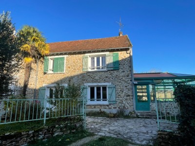 maison briarde A VENDRE - ROZAY EN BRIE - 280 m2 - 347000€