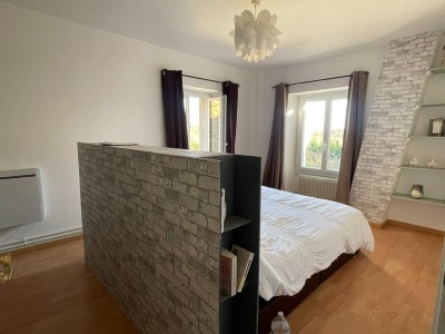 maison briarde A VENDRE - ROZAY EN BRIE - 280 m2 - 347000€