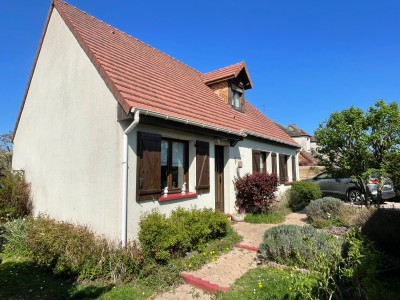 Maison traditionnelle A VENDRE - ROZAY EN BRIE - 105 m2 - 325000€