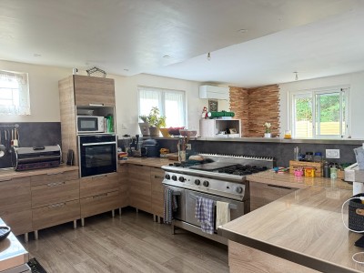 maison traditionnelle A VENDRE - ROZAY EN BRIE - 135 m2 - 325000€