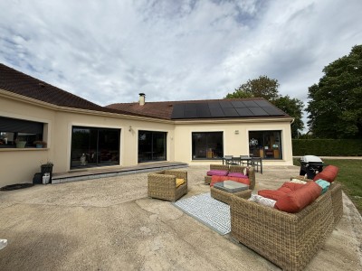 Maison PLAIN PIED traditionnelle de 2014 - ROZAY EN BRIE - 190 m2 - VENDU