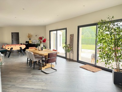 Maison PLAIN PIED traditionnelle de 2014 - ROZAY EN BRIE - 190 m2 - VENDU