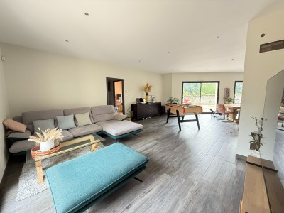 Maison PLAIN PIED traditionnelle de 2014 - ROZAY EN BRIE - 190 m2 - VENDU