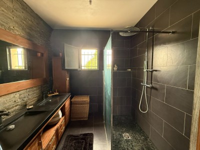 Maison PLAIN PIED traditionnelle de 2014 - ROZAY EN BRIE - 190 m2 - VENDU