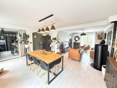 MAISON TRADITIONNELLE A VENDRE - ROZAY EN BRIE - 150 m2 - 429�000�&euro;