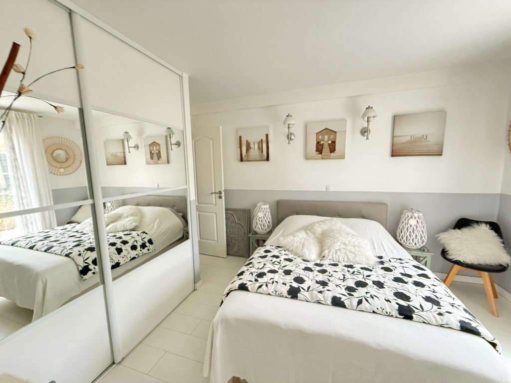 MAISON TRADITIONNELLE A VENDRE - ROZAY EN BRIE - 150 m2 - 429�000�&euro;