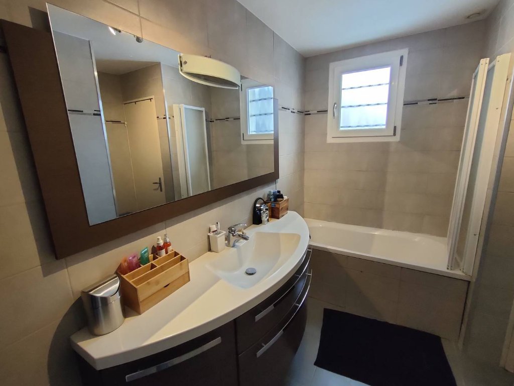 MAISON A VENDRE - ROZAY EN BRIE - 144 m2 - 380�000�&euro;