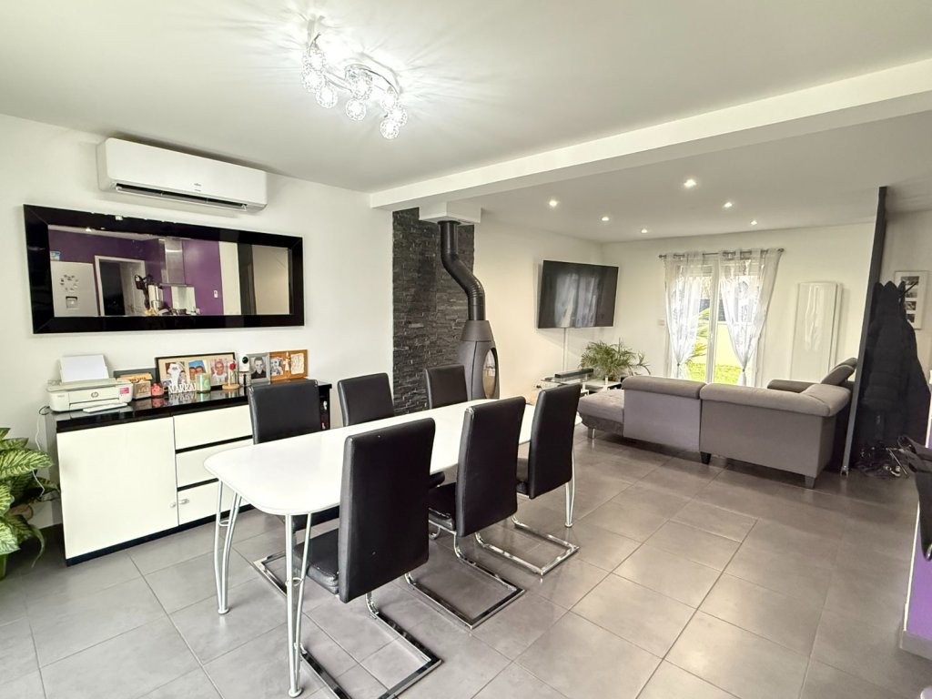 maison traditionnelle - ROZAY EN BRIE - 148.46 m2 - VENDU