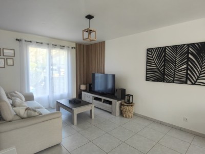 Maison 4 chambres (107 m²) Le Plessis-Feu-Aussoux, terrain 579 m², lumineuse, RDC chambre, PAC air/eau, 4 parkings, terrasse sud, fibre.