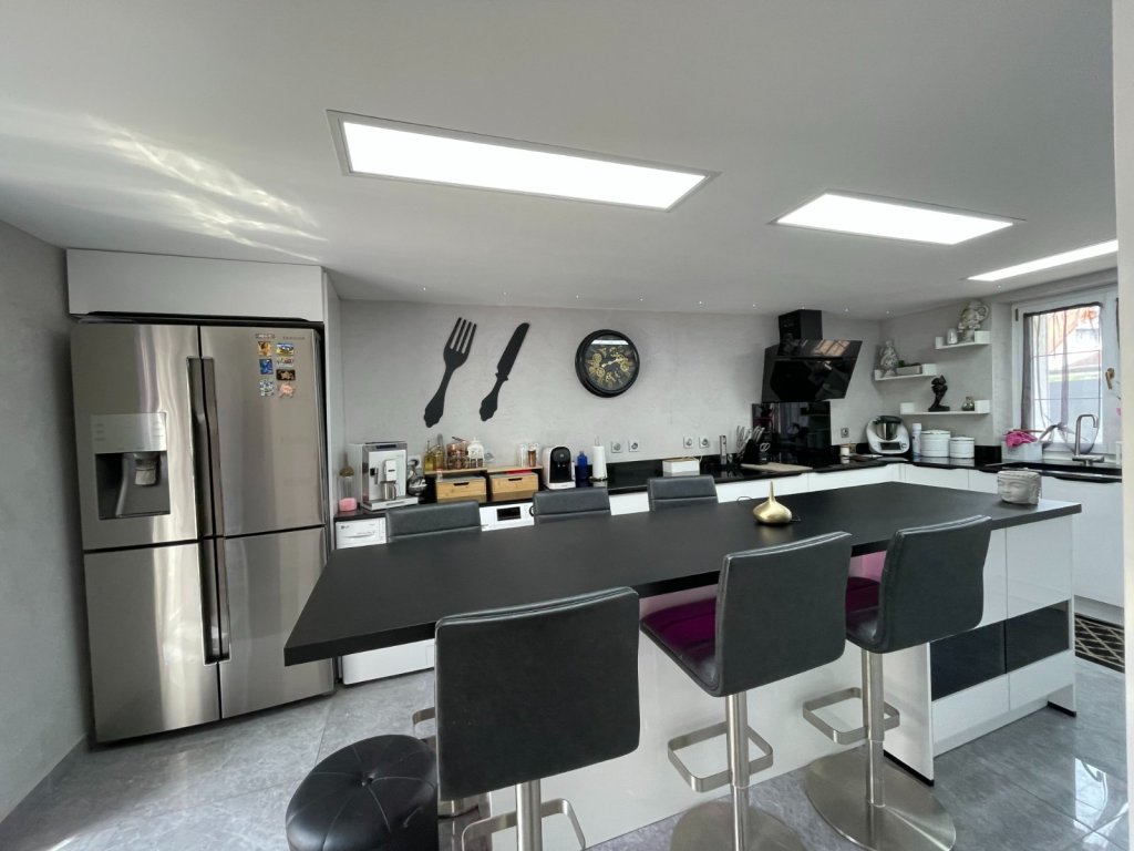 Maison briarde A VENDRE - ROZAY EN BRIE - 145 m2 - 352 000 &euro;