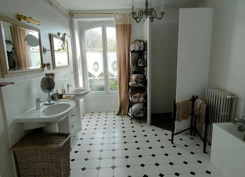MAISON A VENDRE - ROZAY EN BRIE - 250 m2 - 425 000 &euro;