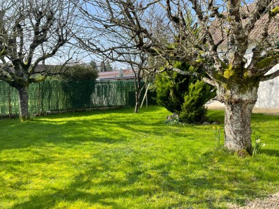Maison , 2 chambres + bureau , garage, jardin - ROZAY EN BRIE - 90 m2 - VENDU