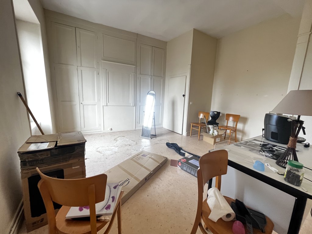 briarde A VENDRE - ROZAY EN BRIE - 260 m2 - 250 000 &euro;