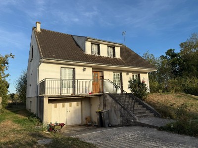 Maison traditionnelle A VENDRE - ROZAY EN BRIE - 142 m2 - 279 000 €