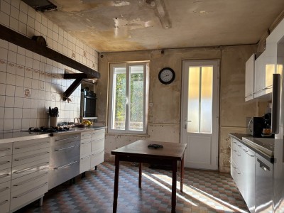 LONGERE A VENDRE - ST LEGER - 107 m2 - 176 000 &euro;
