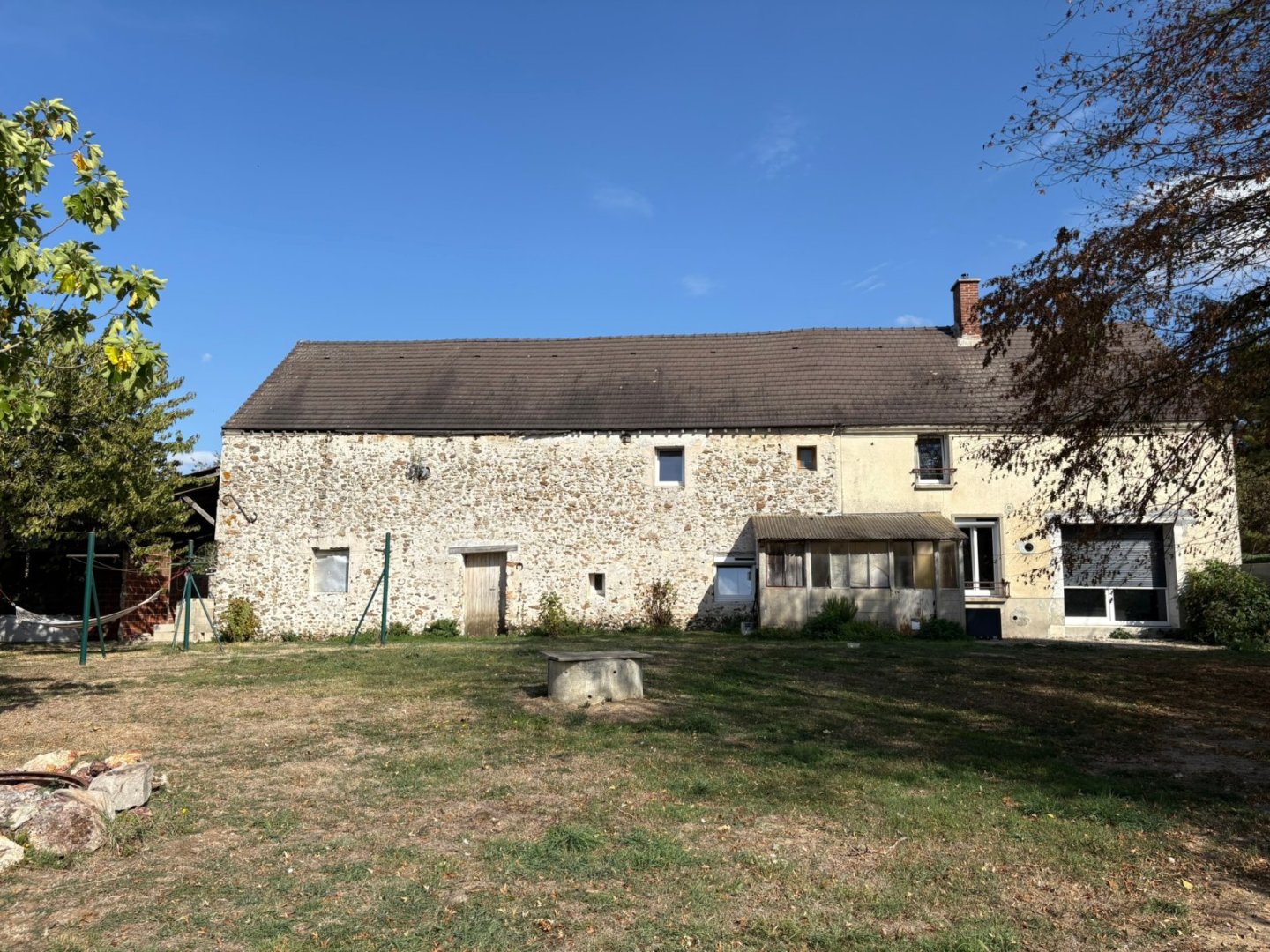 LONGERE A VENDRE - ST LEGER - 107 m2 - 176 000 &euro;