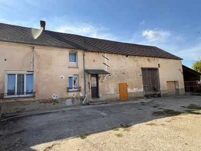 LONGERE A VENDRE - ST LEGER - 107 m2 - 176 000 &euro;