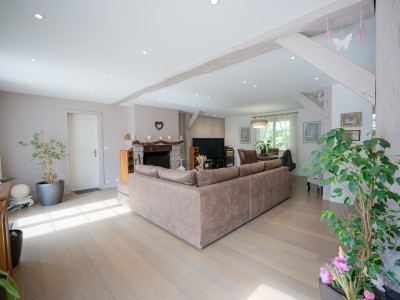 MAISON TRADITIONNELLE A VENDRE - TOUQUIN - 170 m2 - 395000€