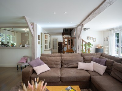 MAISON TRADITIONNELLE A VENDRE - TOUQUIN - 170 m2 - 395000€