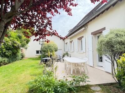 Maison Traditionnelle A VENDRE - TOURNAN EN BRIE - 181.42 m2 - 455 000 €