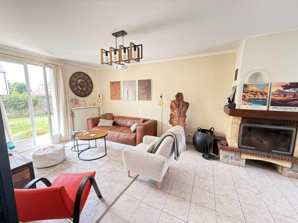 Maison Traditionnelle A VENDRE - TOURNAN EN BRIE - 181.42 m2 - 455 000 &euro;