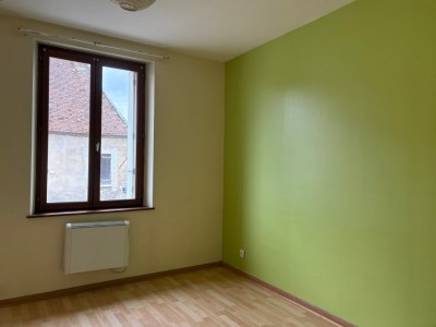 MAISON - VIELS MAISONS - 65 m2 - VENDU