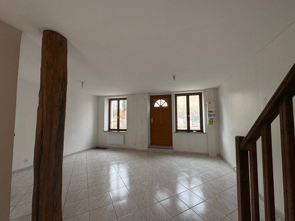 MAISON - VIELS MAISONS - 65 m2 - VENDU