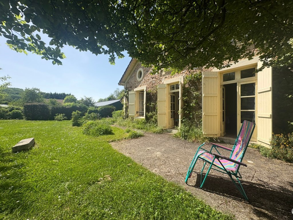 MAISON - VILLENEUVE SUR BELLOT - 105 m2 - VENDU