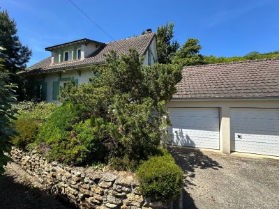 MAISON A VENDRE - VILLENEUVE SUR BELLOT - 110 m2 - 248 000 €