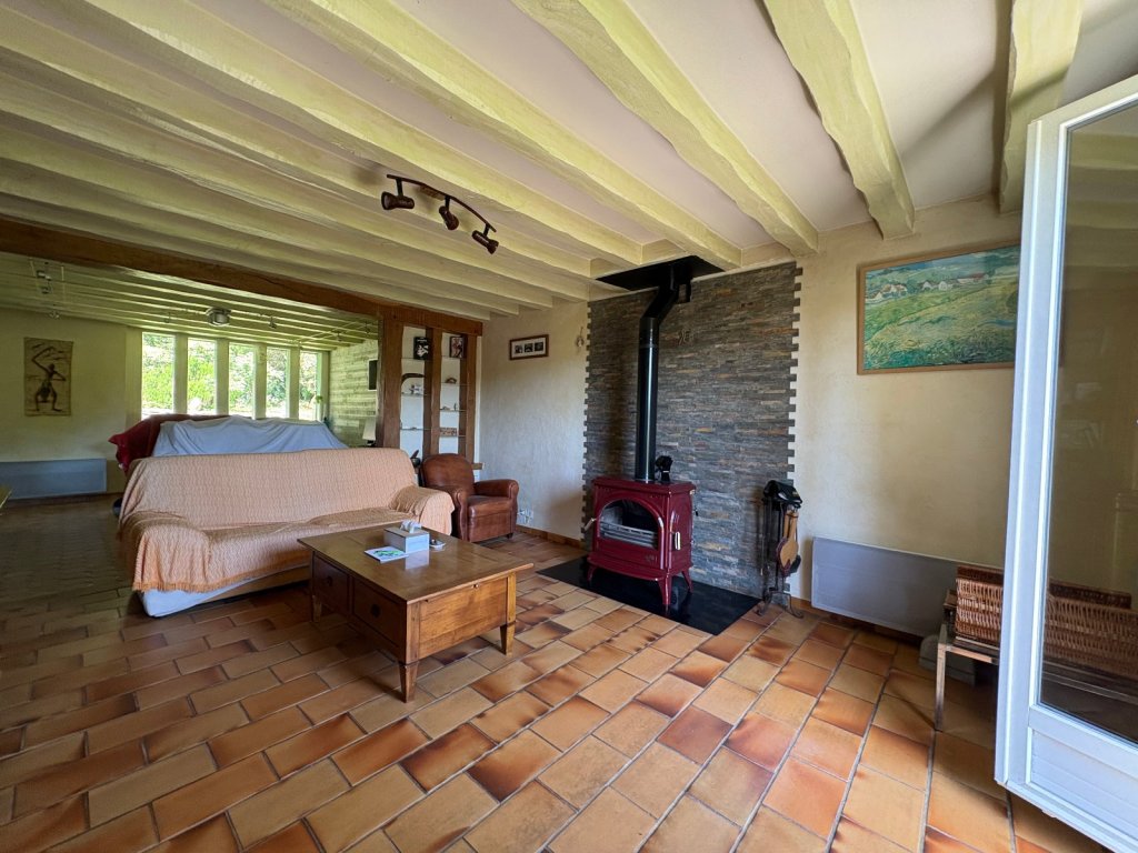 MAISON A VENDRE - VILLENEUVE SUR BELLOT - 110 m2 - 248 000 &euro;