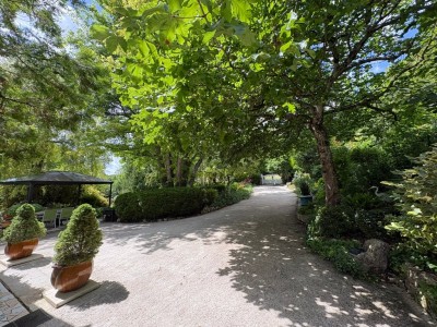MAISON A VENDRE - VILLENEUVE SUR BELLOT - 250 m2 - 403 000 €