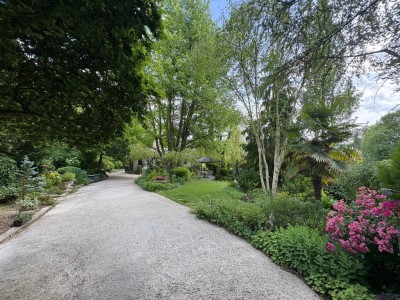 MAISON A VENDRE - VILLENEUVE SUR BELLOT - 250 m2 - 403 000 €