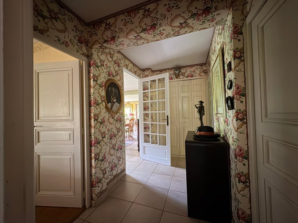 MAISON A VENDRE - VILLENEUVE SUR BELLOT - 250 m2 - 403 000 &euro;