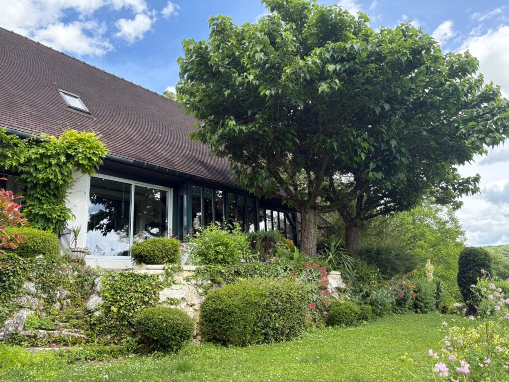 MAISON A VENDRE - VILLENEUVE SUR BELLOT - 250 m2 - 403 000 &euro;