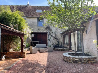 Maison briarde rurale A VENDRE - VOINSLES centre village - 239 m2 - 362000€