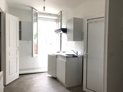 STUDIO A LOUER - ROZAY EN BRIE - 17.49 m2 - 385 € charges comprises par mois