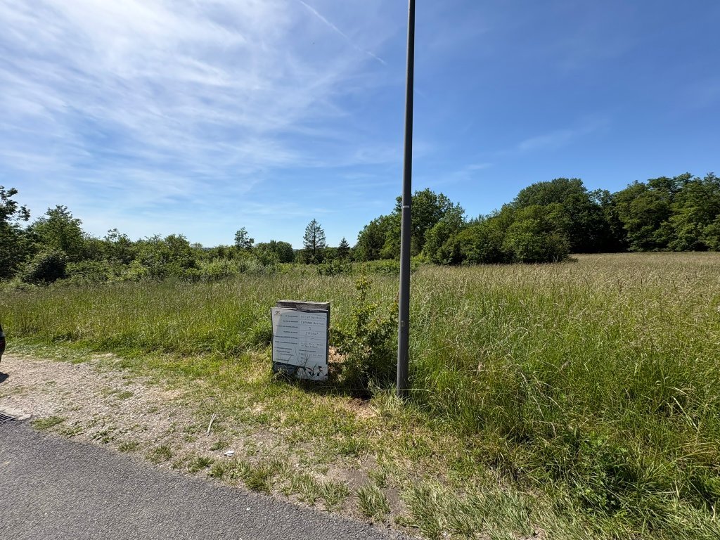 TERRAIN A VENDRE - JOUY SUR MORIN - 434 m2 - 42 000 &euro;
