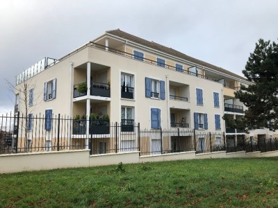 APPARTEMENT T1 A LOUER - ROISSY EN BRIE - 29.95 m2 - 695€ charges comprises par mois