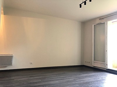 APPARTEMENT T2 A LOUER - BRIE COMTE ROBERT - 38.04 m2 - 750 € charges comprises par mois