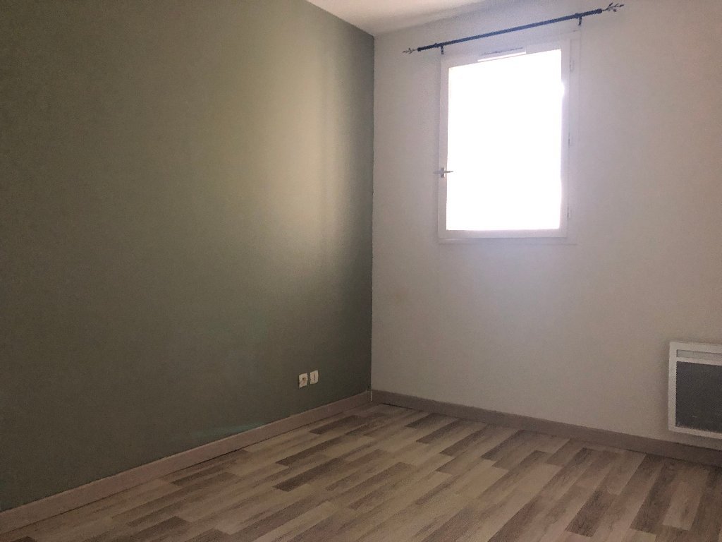 APPARTEMENT T2 A LOUER - BRIE COMTE ROBERT - 38.04 m2 - 750 &euro; charges comprises par mois