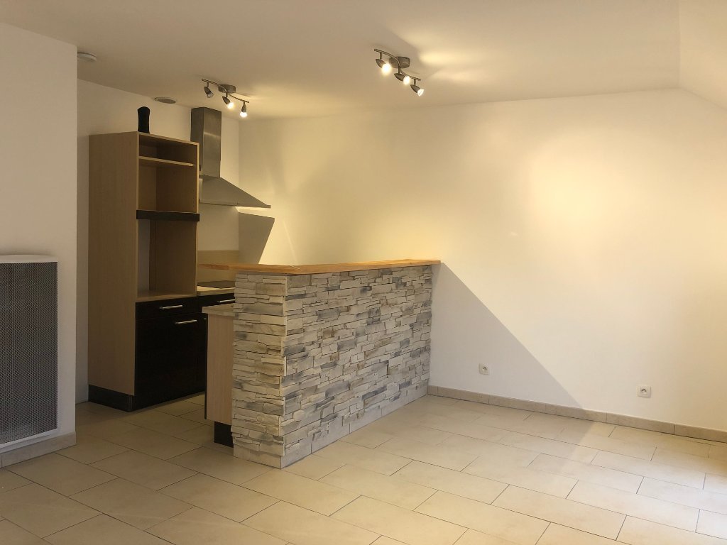 APPARTEMENT T2 A LOUER - LA FERTE GAUCHER CENTRE VILLE - 39.91 m2 - 480�&euro; charges comprises par mois