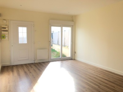 APPARTEMENT T2 A LOUER - LA FERTE GAUCHER - 49.27 m2 - 695 € charges comprises par mois