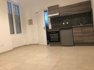 APPARTEMENT T2 A LOUER - MORMANT - 30.15 m2 - 590�&euro; charges comprises par mois